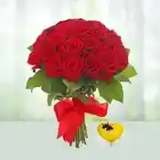 50 Red Roses Bouquet N Love Cake