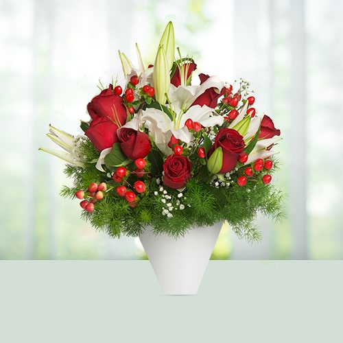 bouquet-3-lilies-and-12-roses.jpg