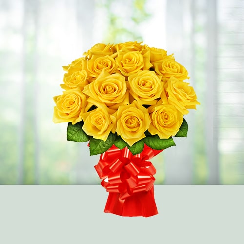 Flowers Bouquet of yellow roses