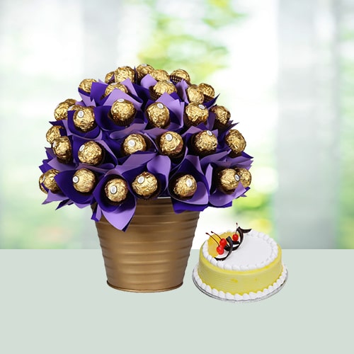 Ferrero Rocher Bouquet with Cake 