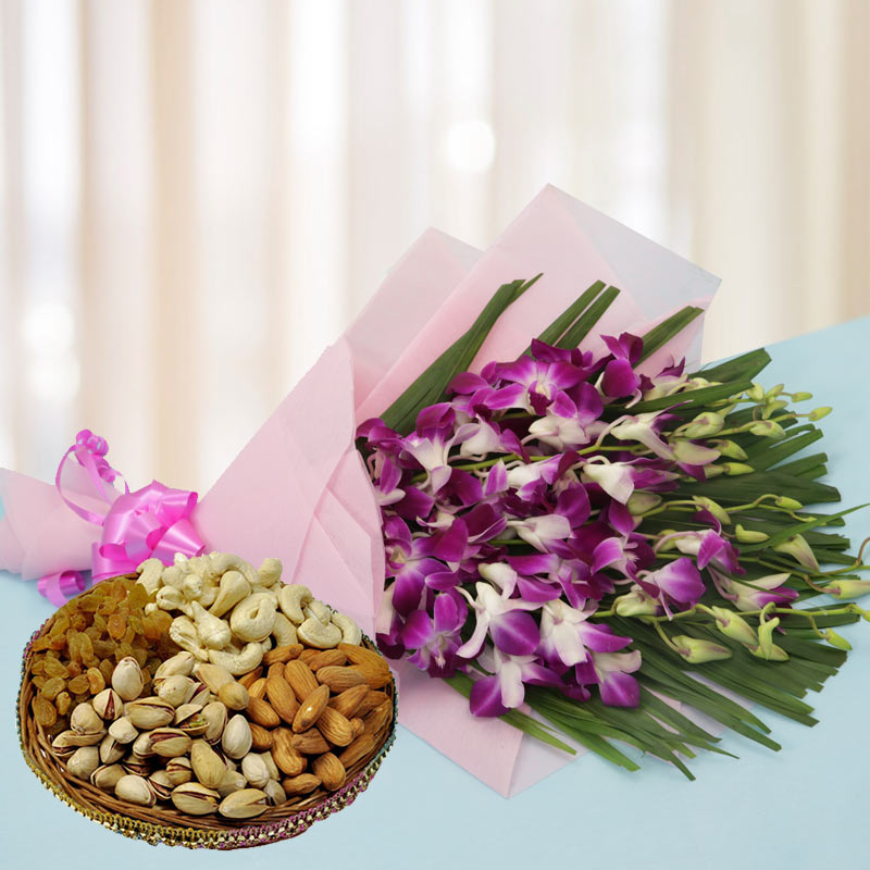 Orchids Dryfruit Hamper