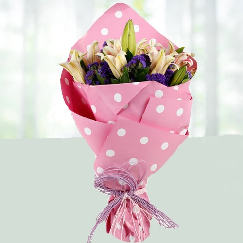 Love Frangrant Oriental pink lily Bouquet