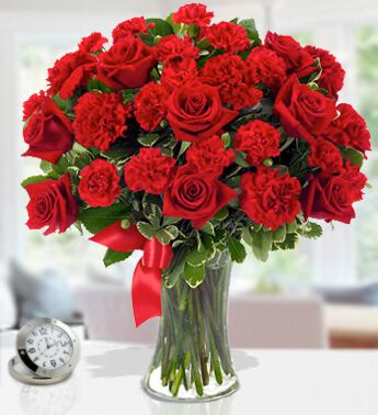 pw-red-carnations-roses-uae.jpg