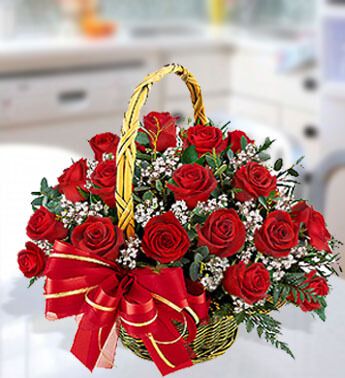 Flowers to UAE- Magical Red Roses Basket