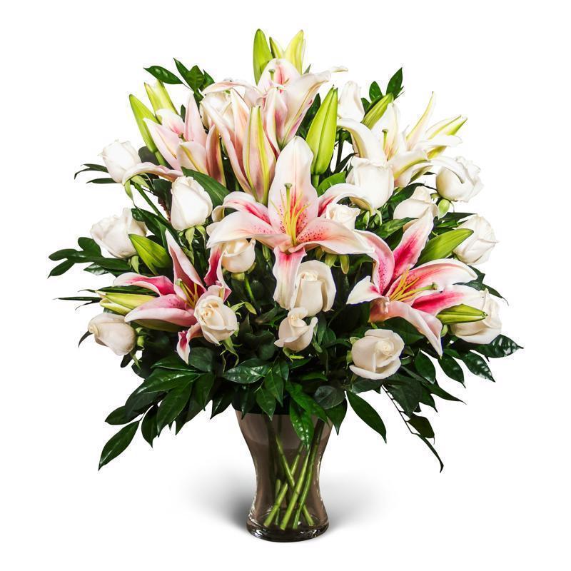 Luxury Lily and Roses Arrangement 